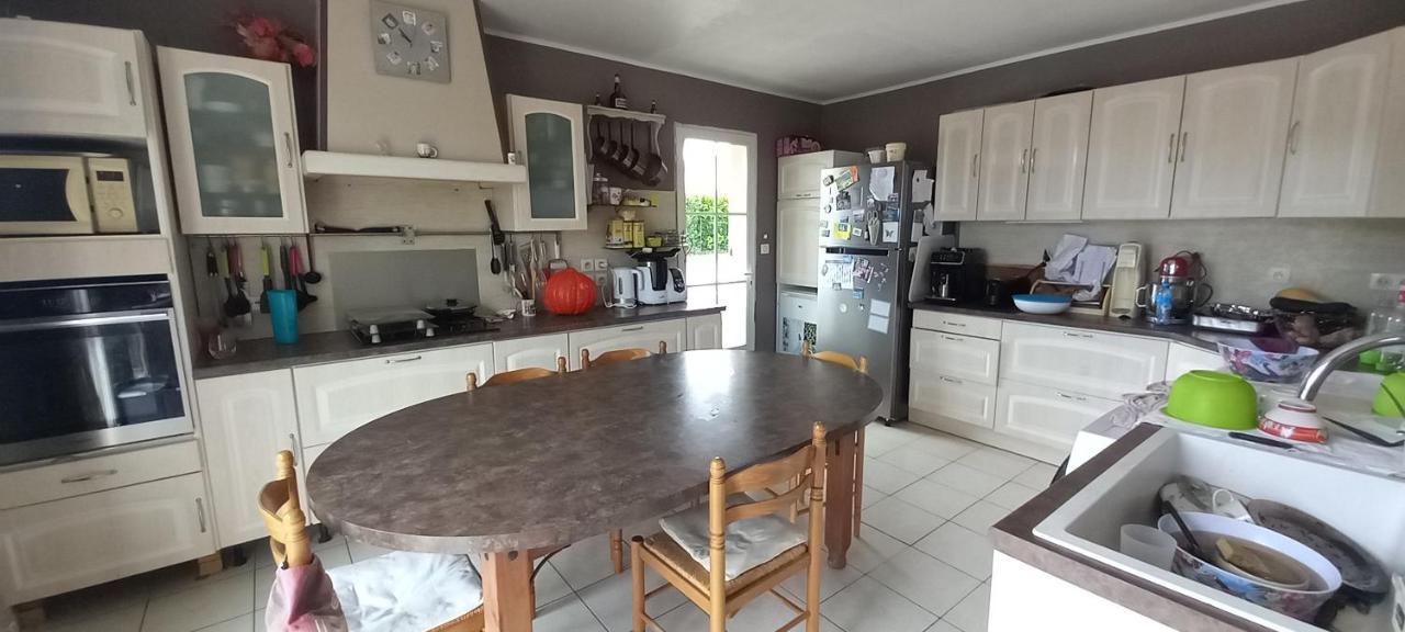 Segonzac  Chambre Familiale Dans Maison Au Calme מראה חיצוני תמונה